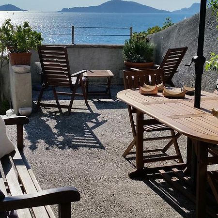 Le Sirene Bed and Breakfast Tellaro Exteriör bild