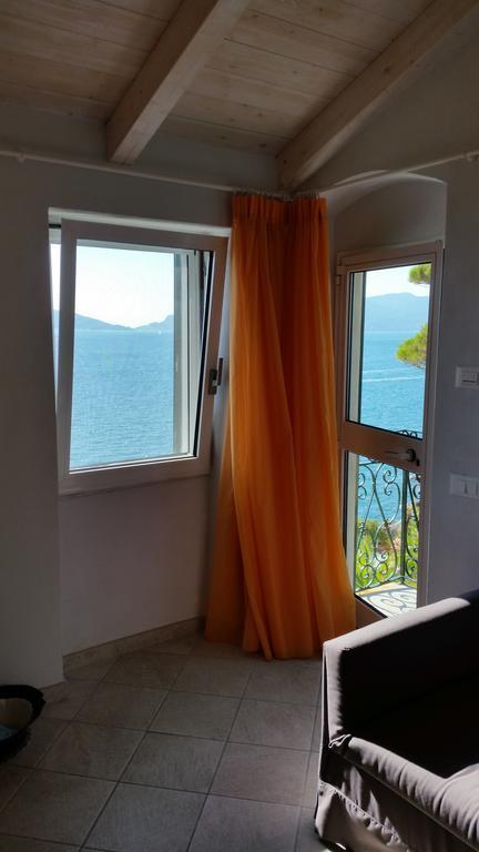 Le Sirene Bed and Breakfast Tellaro Exteriör bild