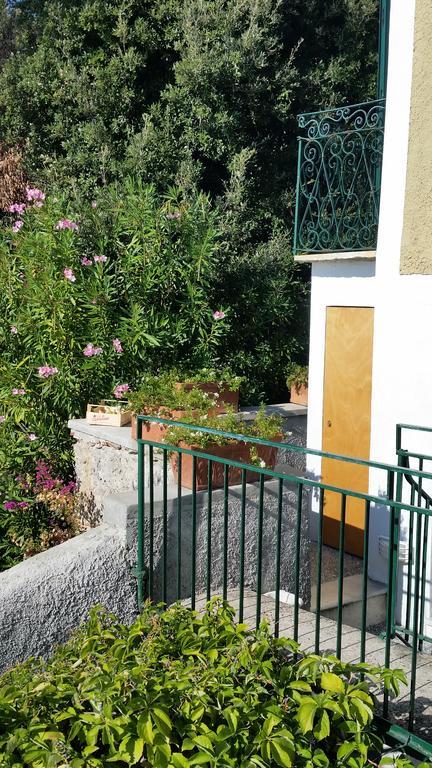 Le Sirene Bed and Breakfast Tellaro Exteriör bild