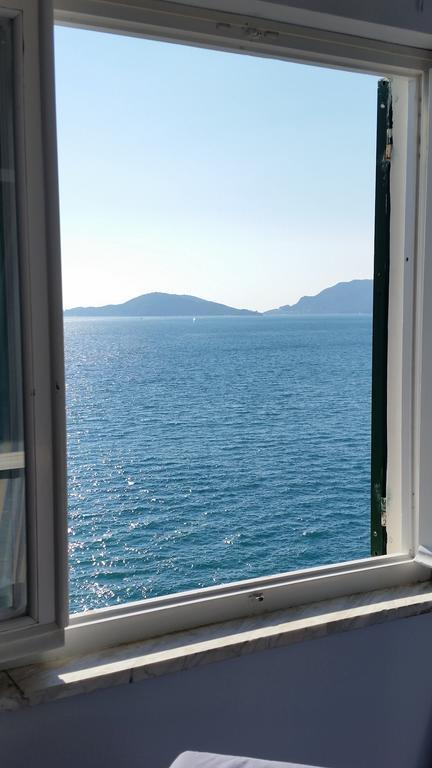 Le Sirene Bed and Breakfast Tellaro Exteriör bild